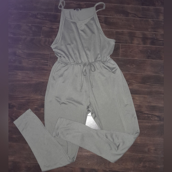 Fashion Nova Jumper - Picture 1 of 4